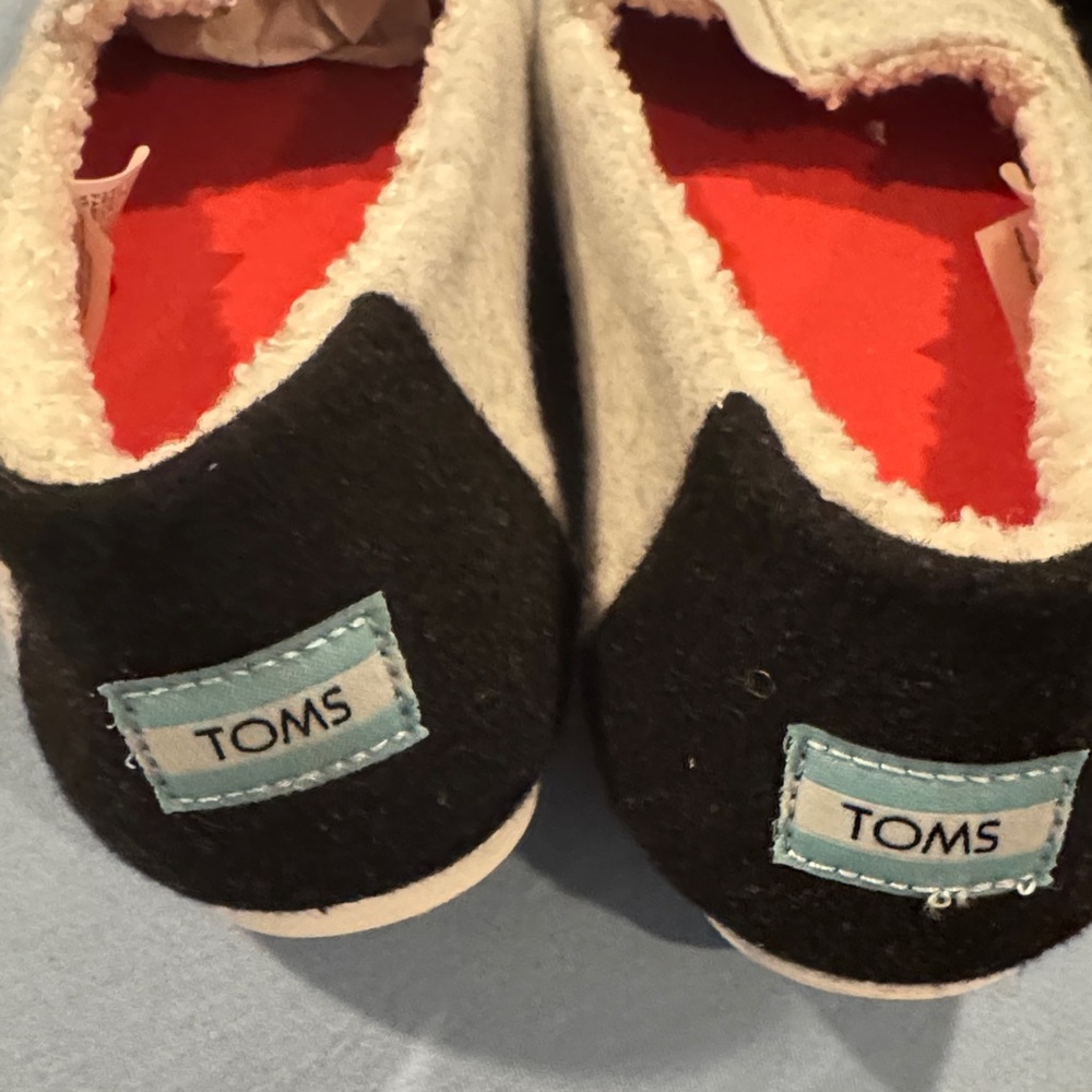 TOMS Cozy Black and White Slippers